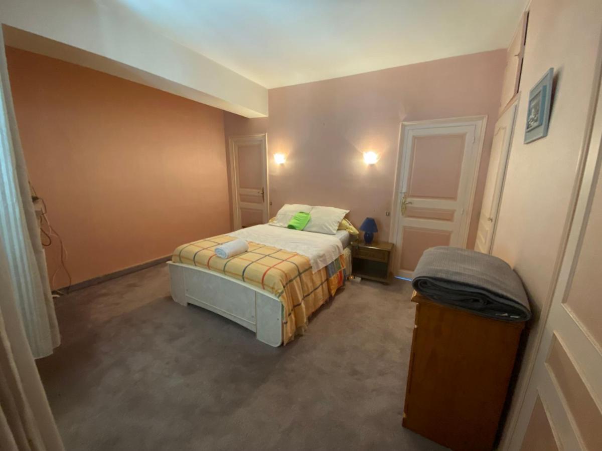 Four A Ban Apartment Mer ภายนอก รูปภาพ